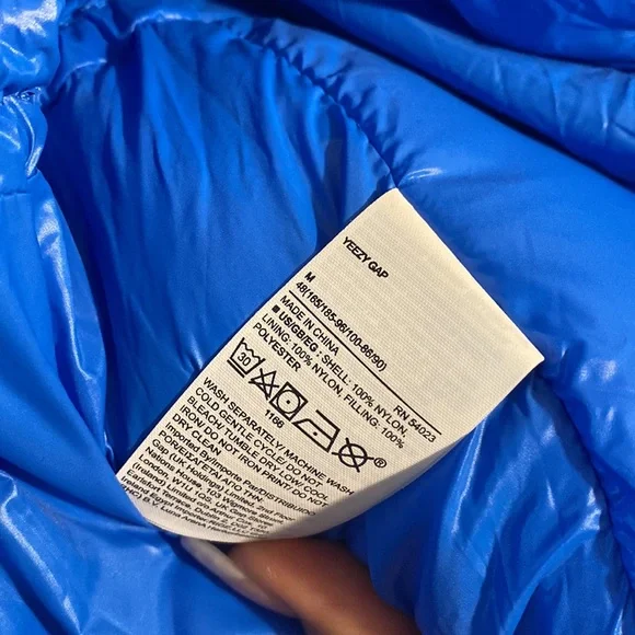 Yeezy Gap Blue Round Puffer Jacket in size Medium